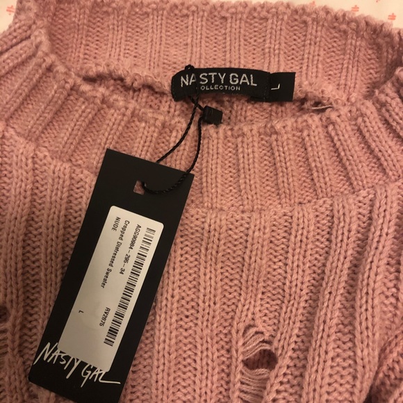 Nasty Gal distressed cropped sweater. NWT - Picture 3 of 4